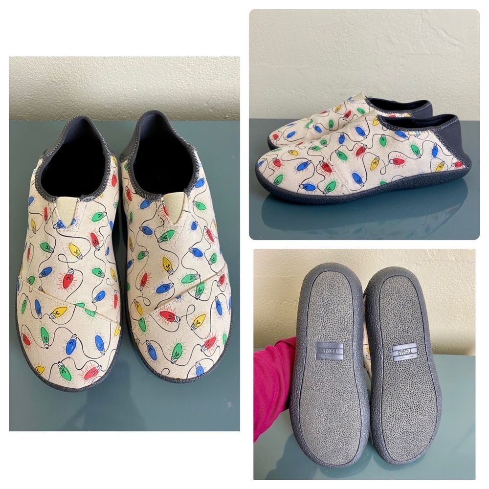 TOMS Slippers Mens 10 Rodeo Holiday Lights Slip On Tan Fur Lined Mocs Comfort